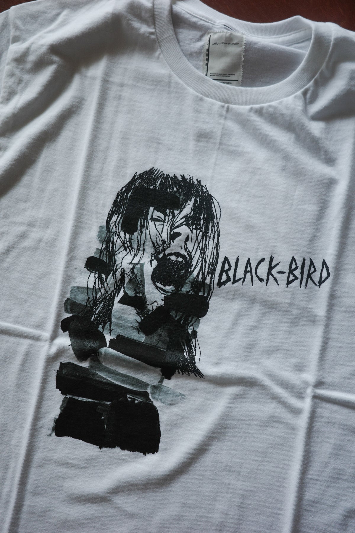 BLACKBIRD short sleeve cut and sew 04