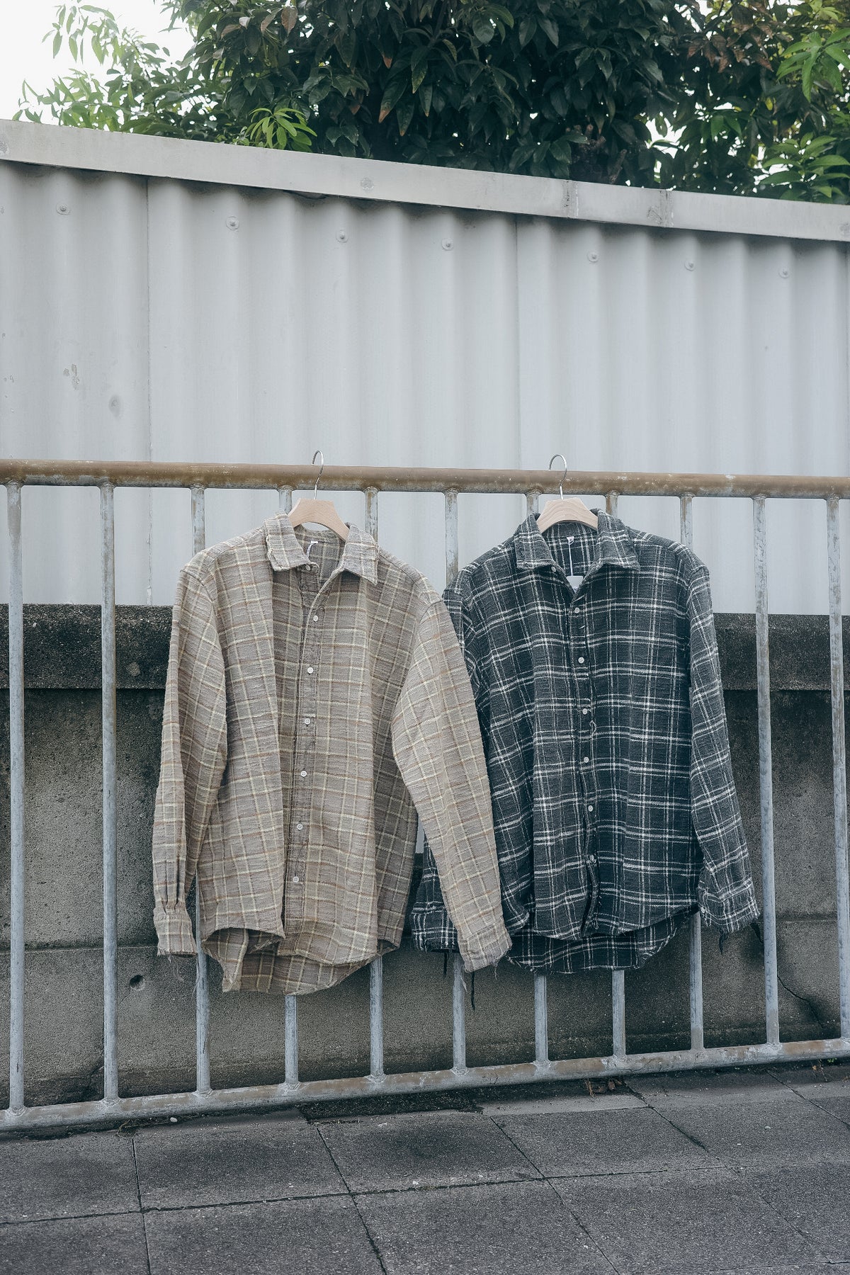 ISSUETHINGS TYPE127 (FADED)