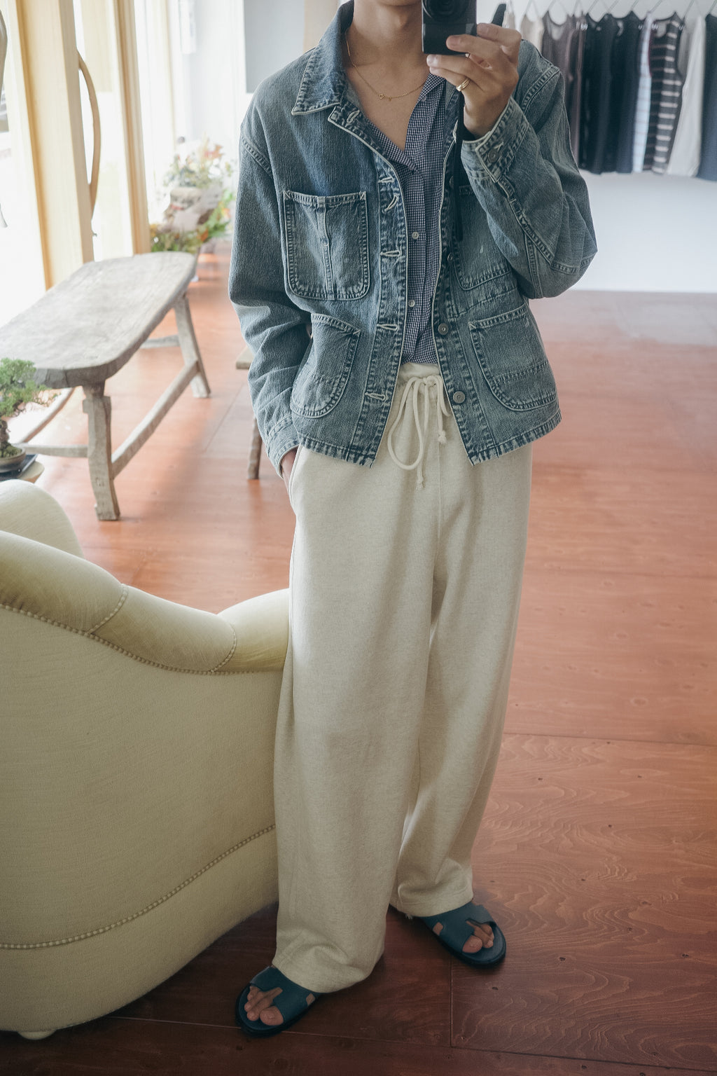 BISOWN LOOSE SWEAT PANTS