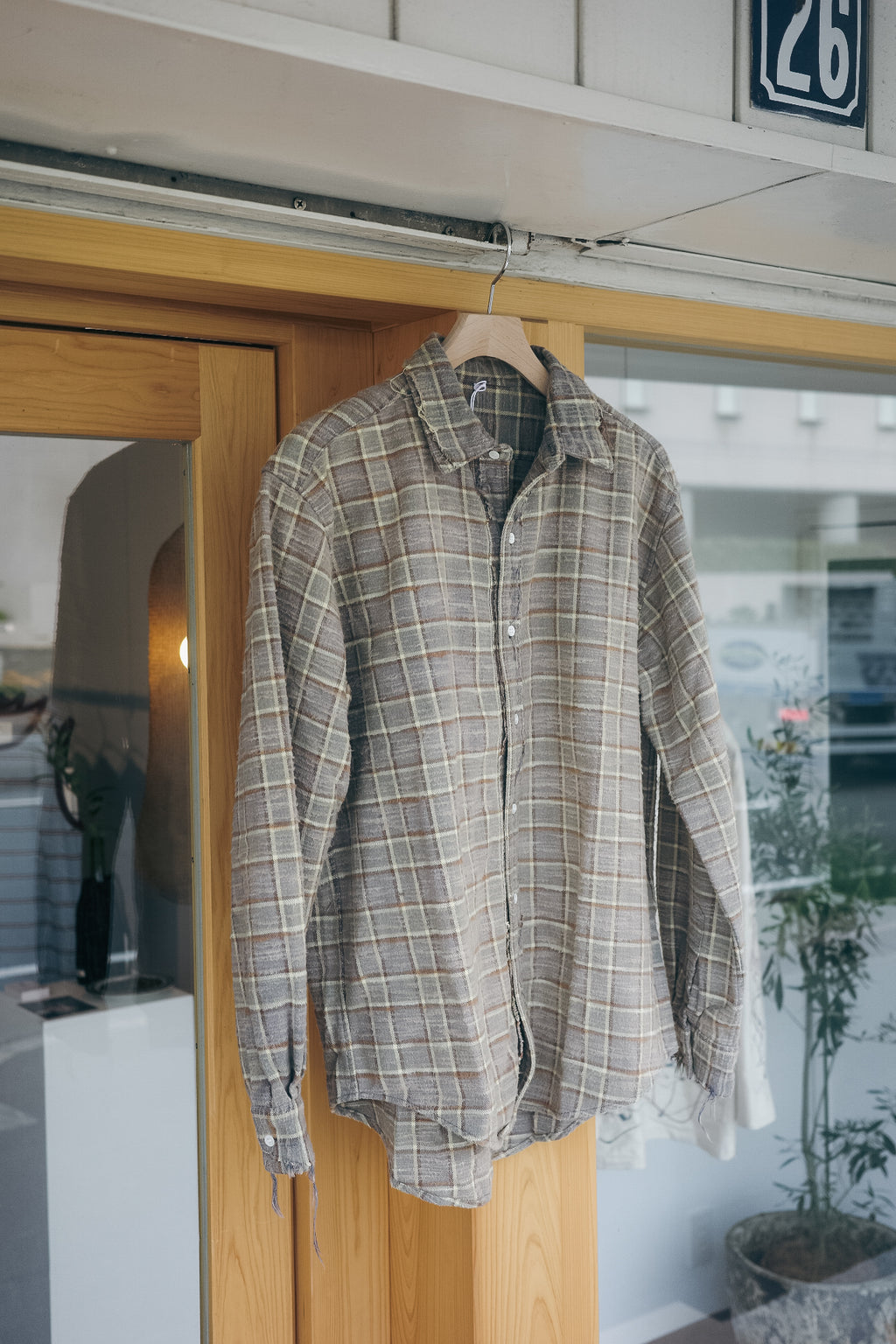 ISSUETHINGS TYPE127 (FADED)