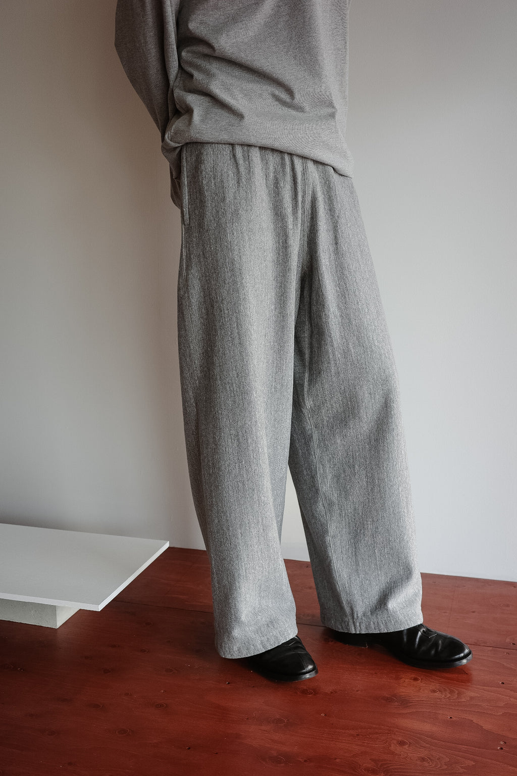 ULTERIOR FADED SILKY TERRY BAGGY SWEAT PANTS (The BORDER Edit.)
