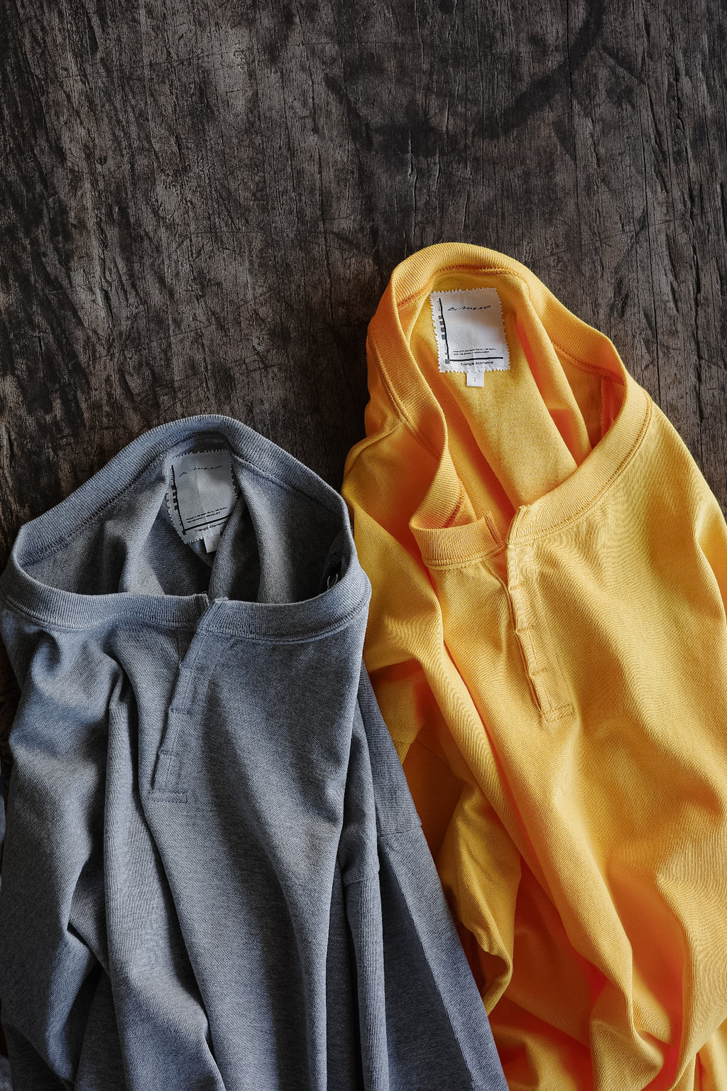BLACKBIRD fake henley-neck cutsewn