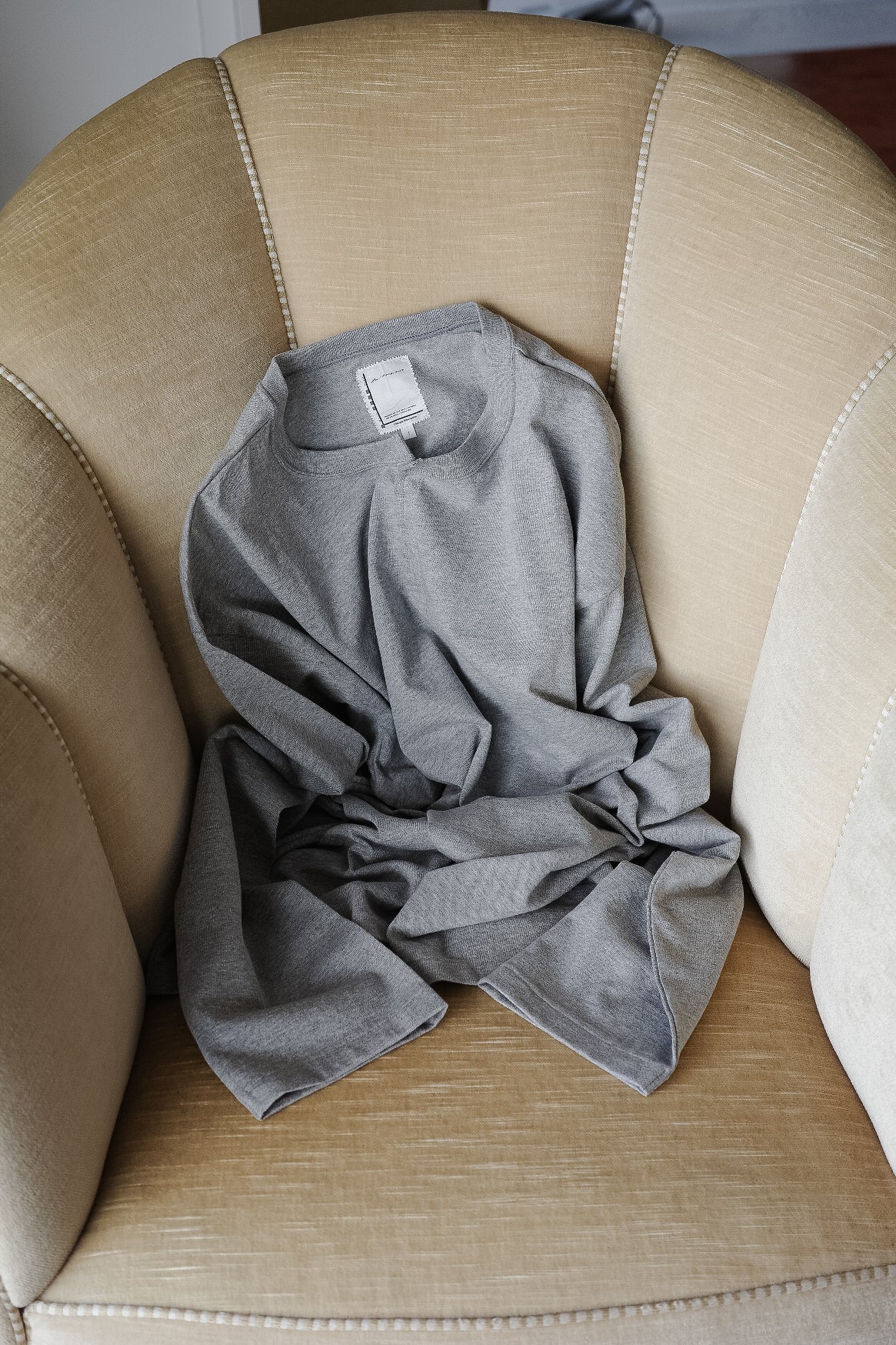 BLACKBIRD fake henley-neck cutsewn