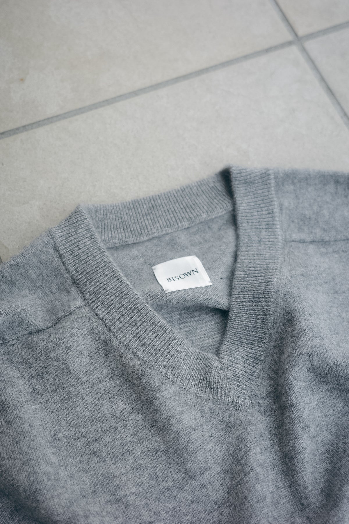 BISOWN CASHMERE B V NECK