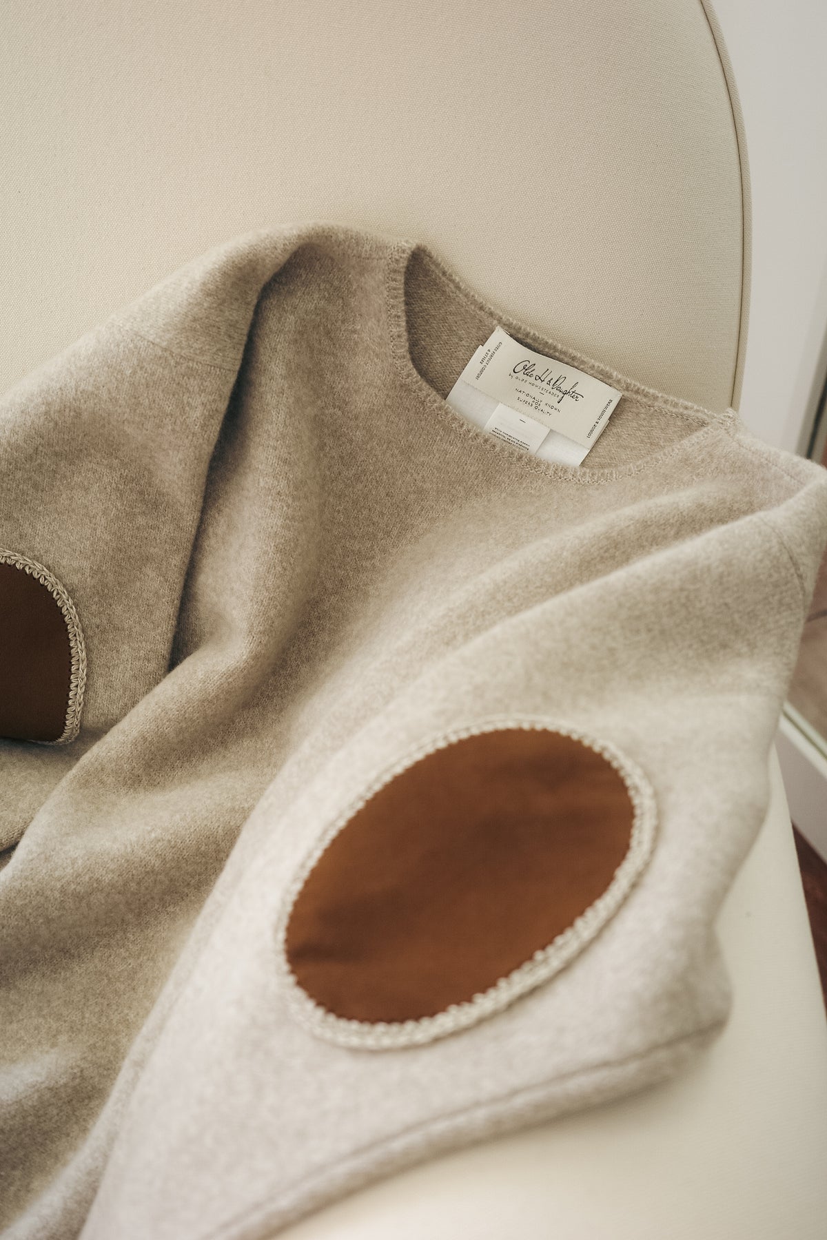 Olde H & Daughter WOOL/CASHMERE BOAT NECK P/O