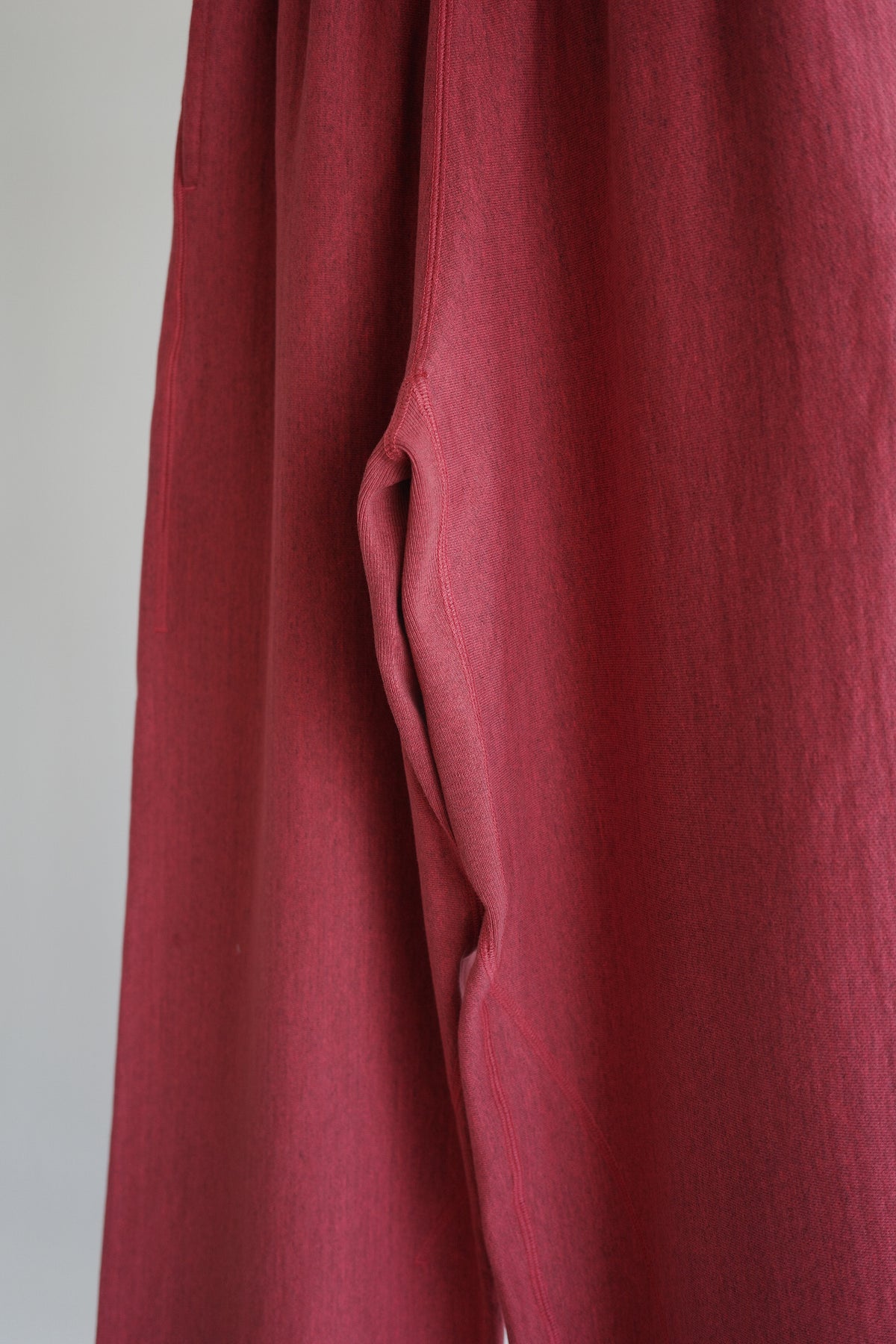 ULTERIOR FADED SILKY TERRY BAGGY SWEAT PANTS (The BORDER Edit.)