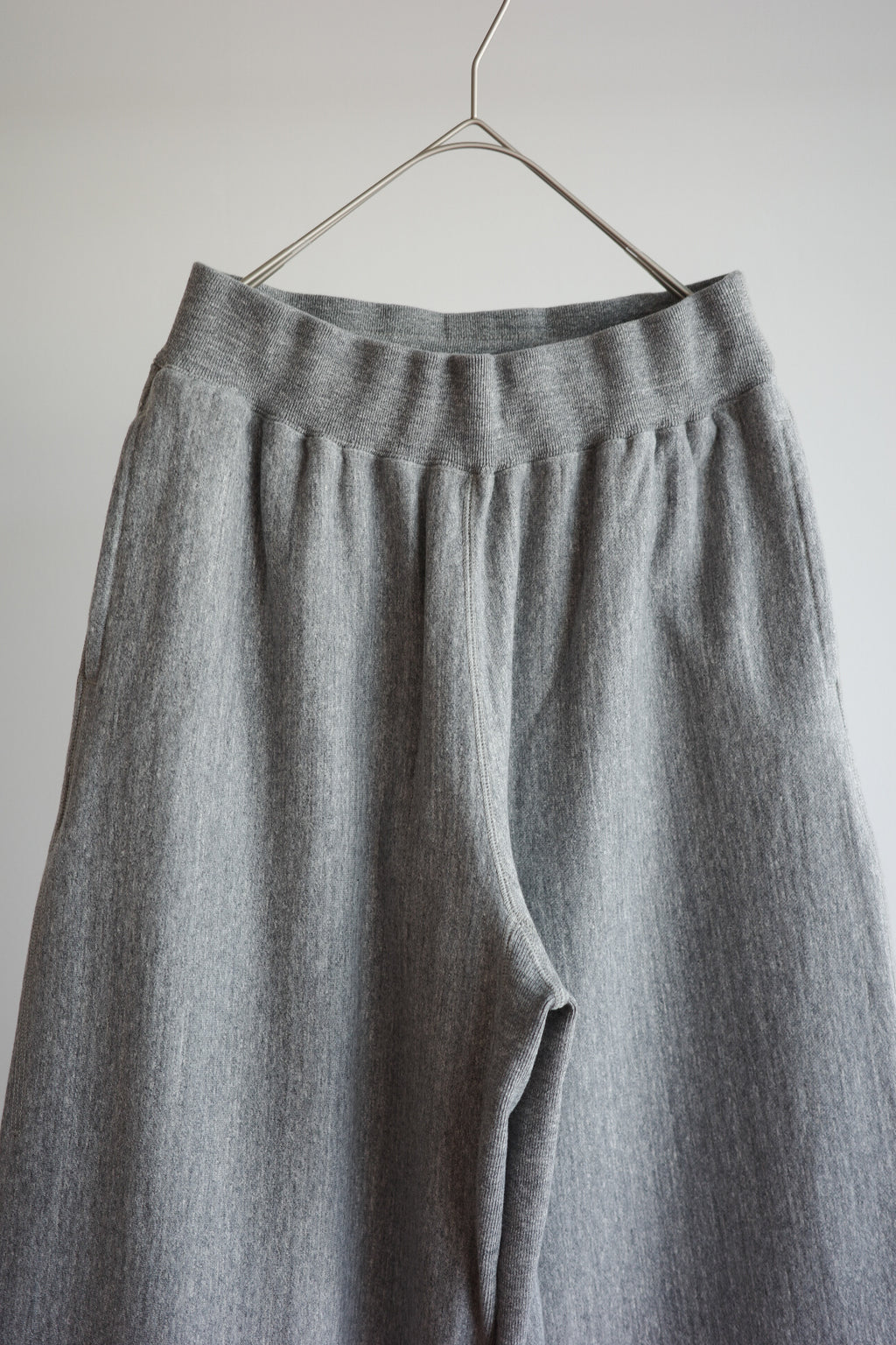 ULTERIOR FADED SILKY TERRY BAGGY SWEAT PANTS (The BORDER Edit.)