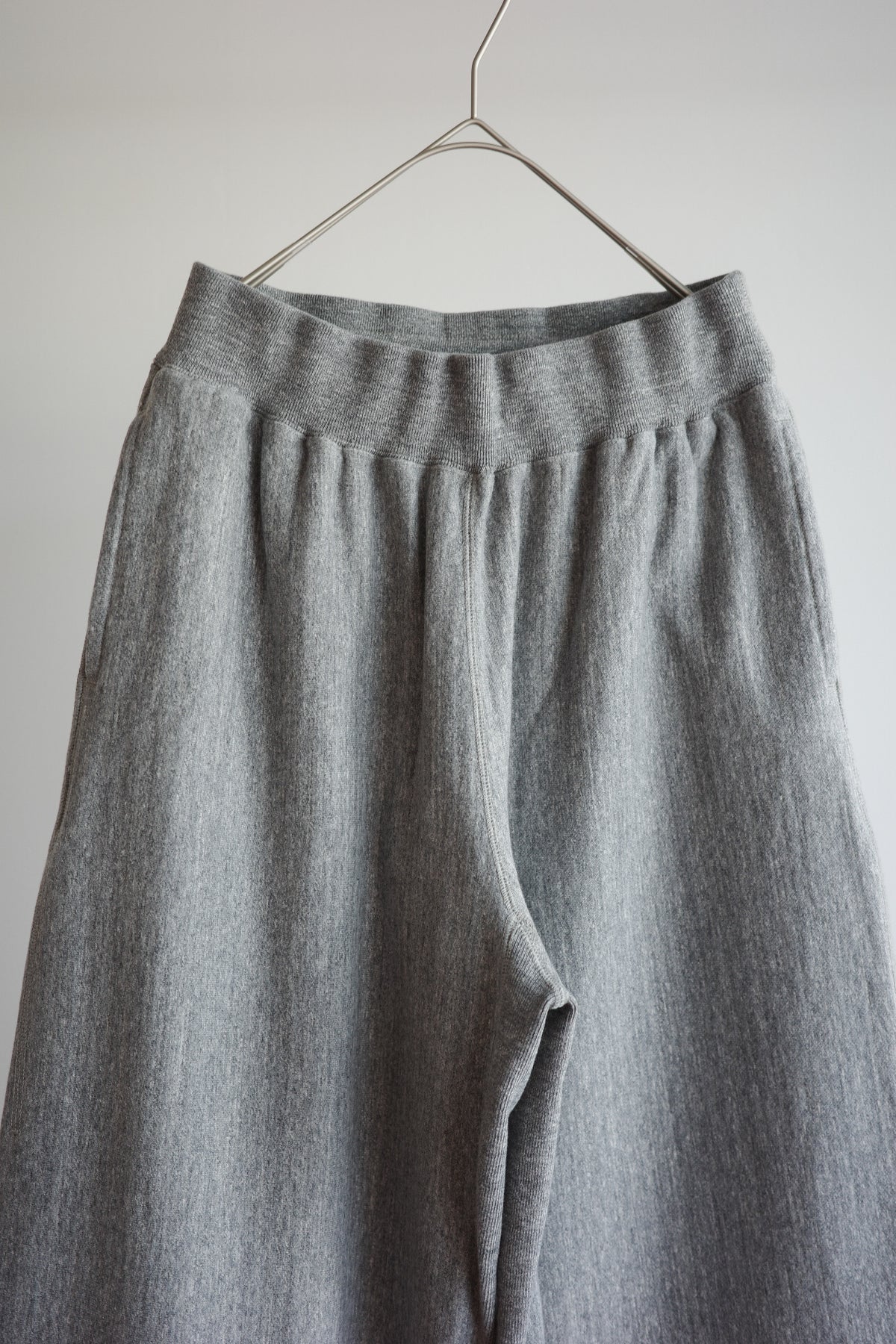 ULTERIOR FADED SILKY TERRY BAGGY SWEAT PANTS (The BORDER Edit.)