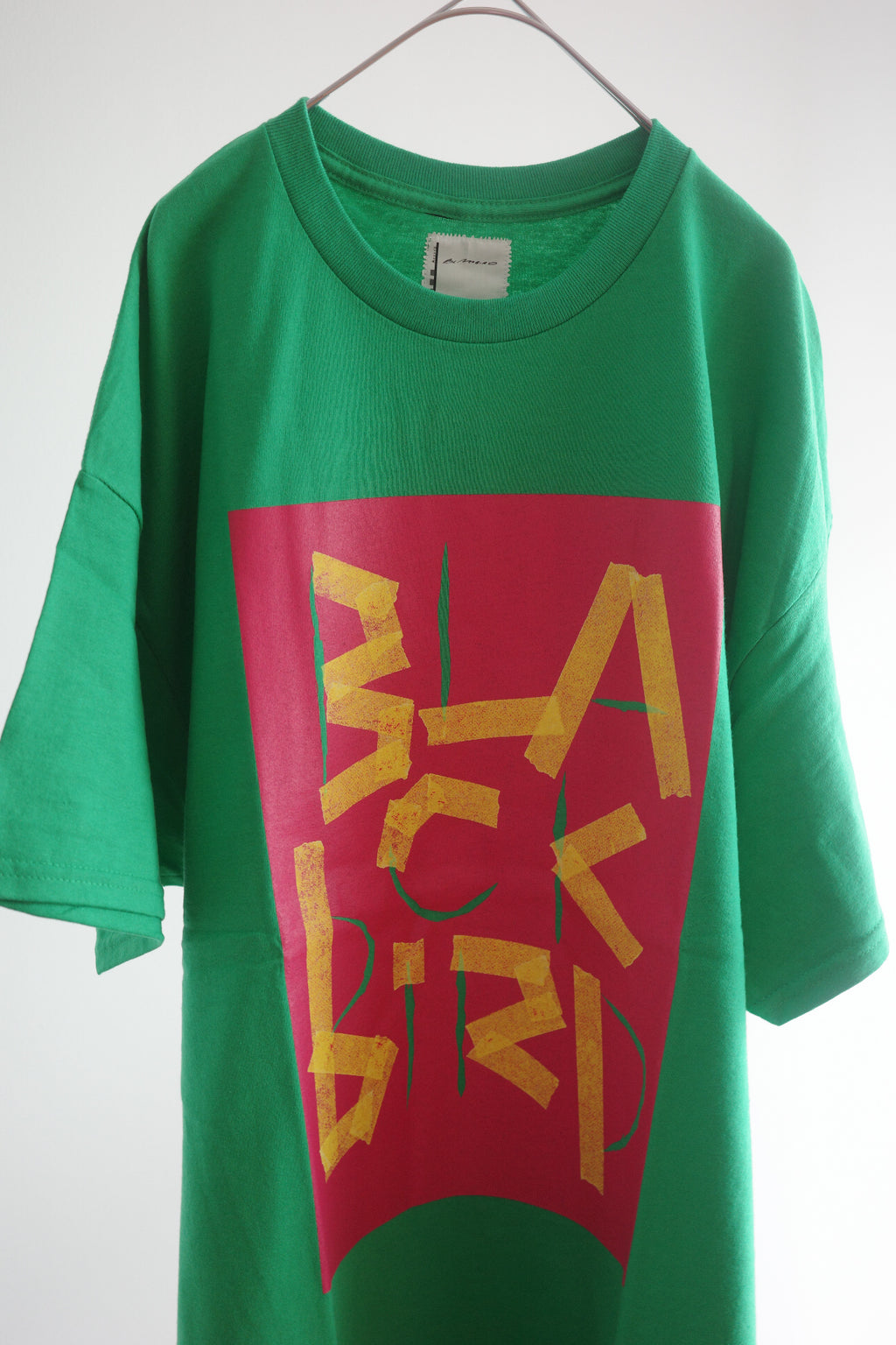 BLACKBIRD short-sleeved cut and sew 06