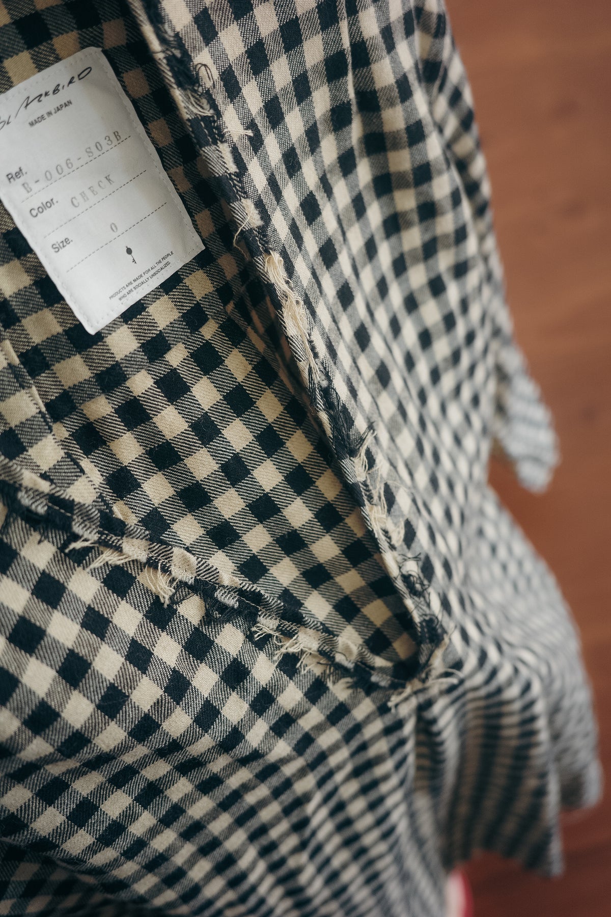 BLACKBIRD pullover shirt