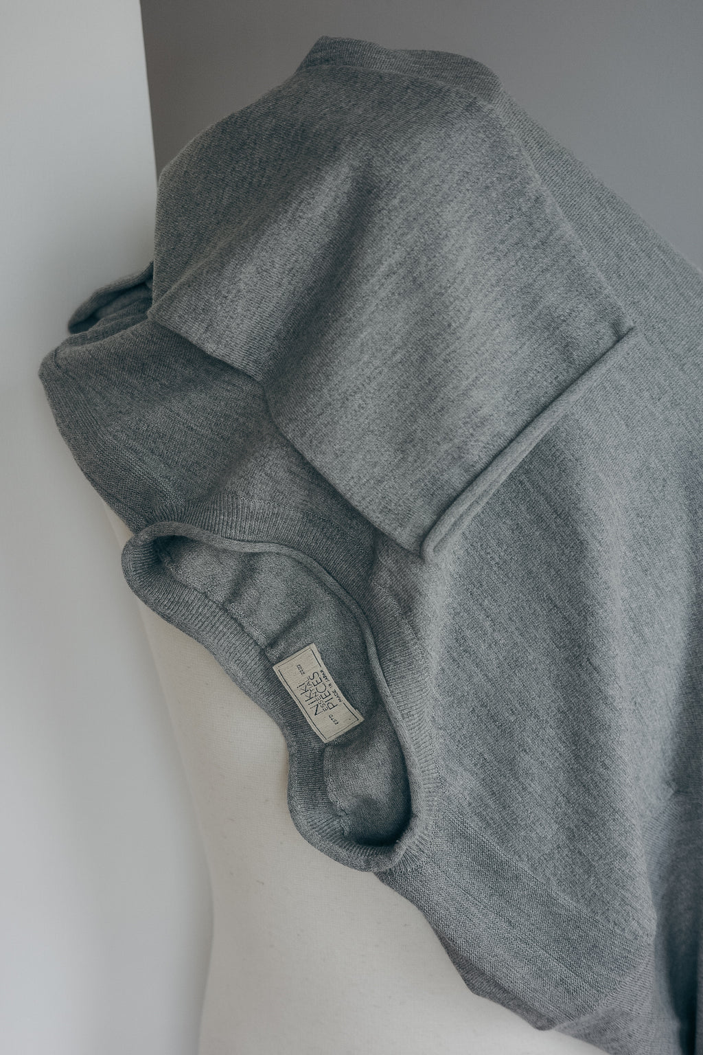 Nikki ESSENTIAL PIECES Suvin Wool Basque Shirt