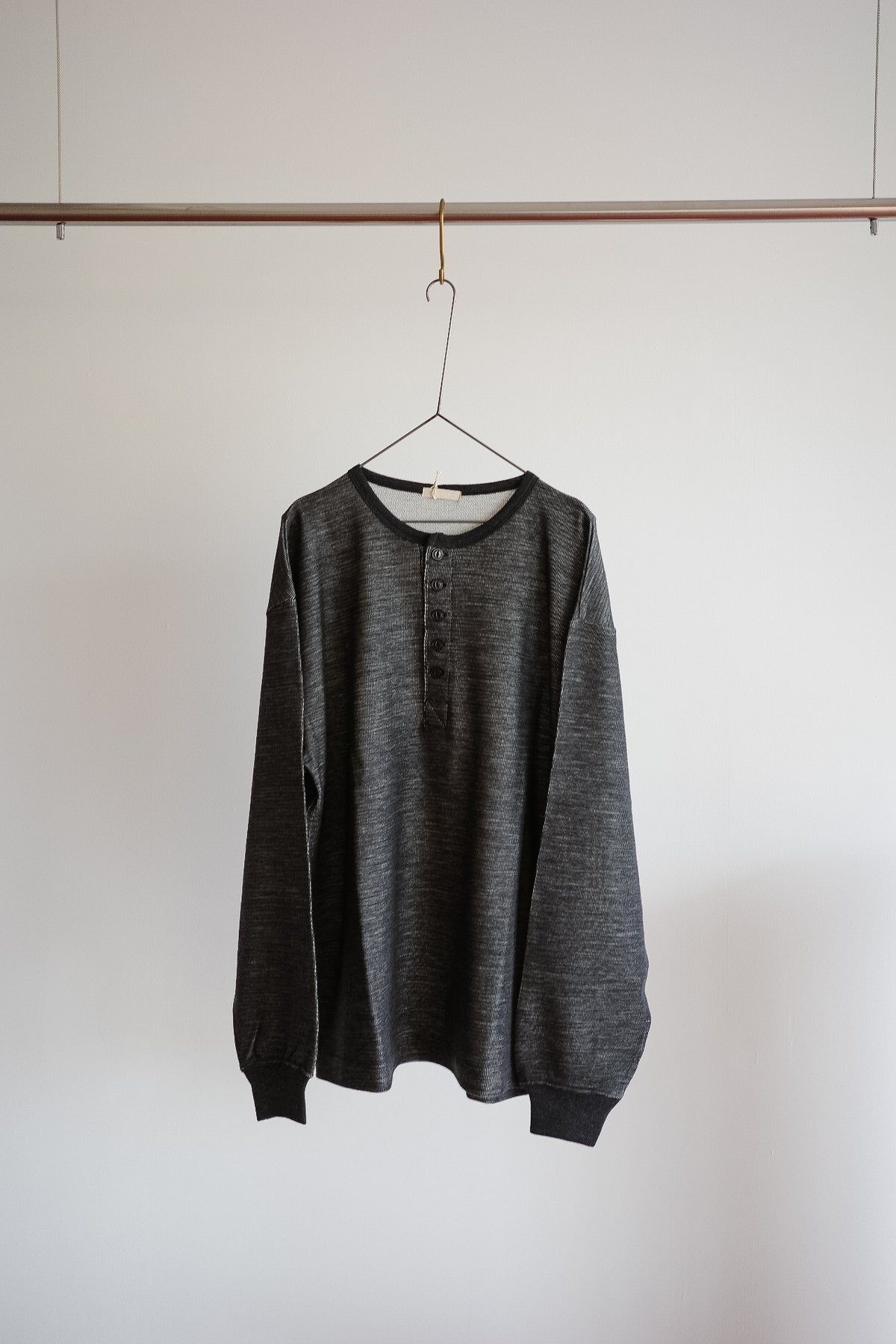 ULTERIOR W/C HONEYCOMB HENLEY-NECK TOP