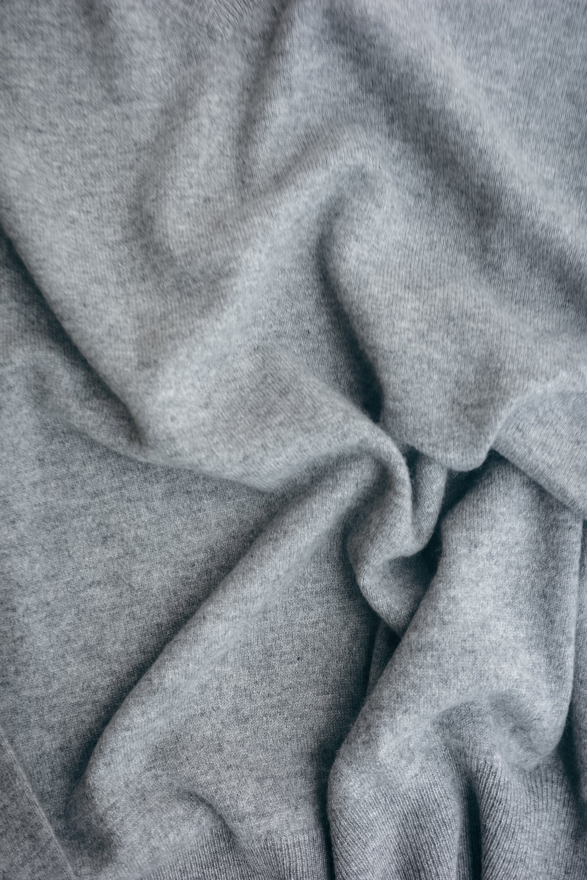 BISOWN CASHMERE B V NECK