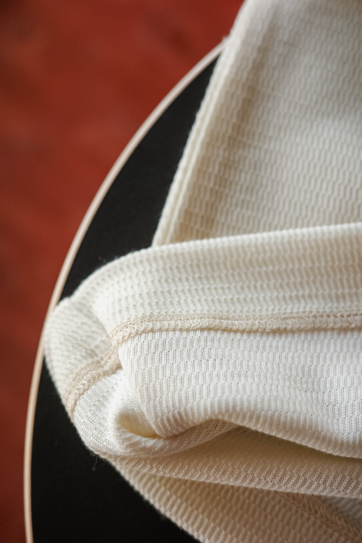 ULTERIOR W/C HONEYCOMB HENLEY-NECK TOP