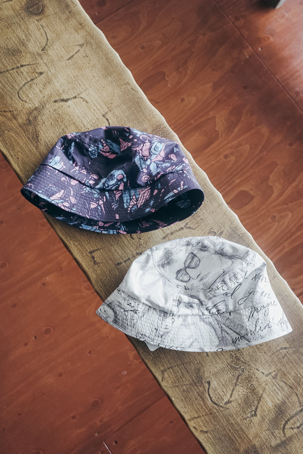BLACKBIRD bucket hat