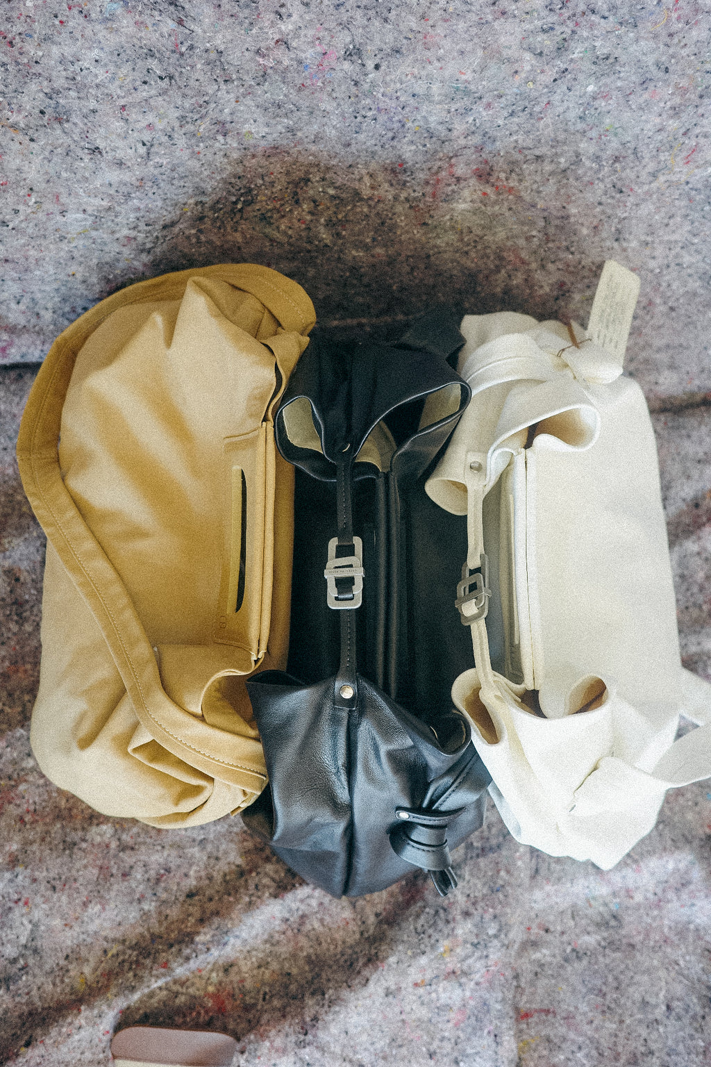 【10末-11頭 再入荷】CECCHI DE ROSSI MARKET NODO LEATHER