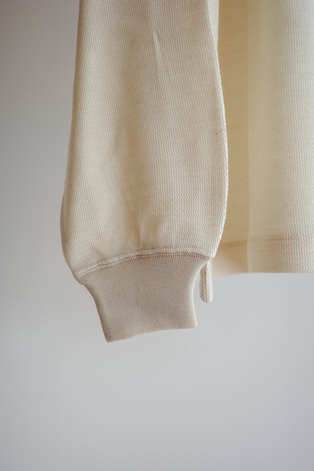 ULTERIOR W/C HONEYCOMB HENLEY-NECK TOP