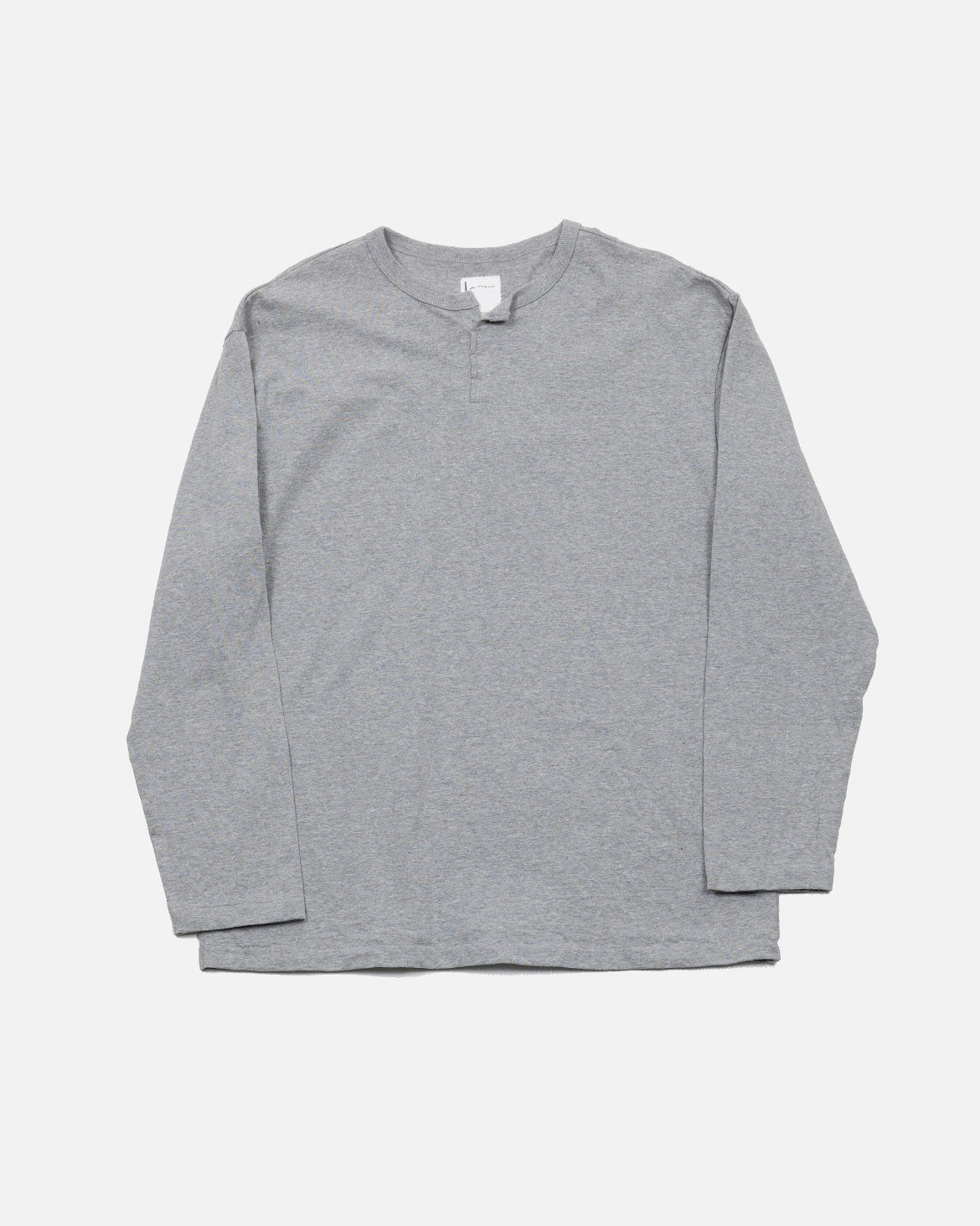 BLACKBIRD fake henley-neck cutsewn