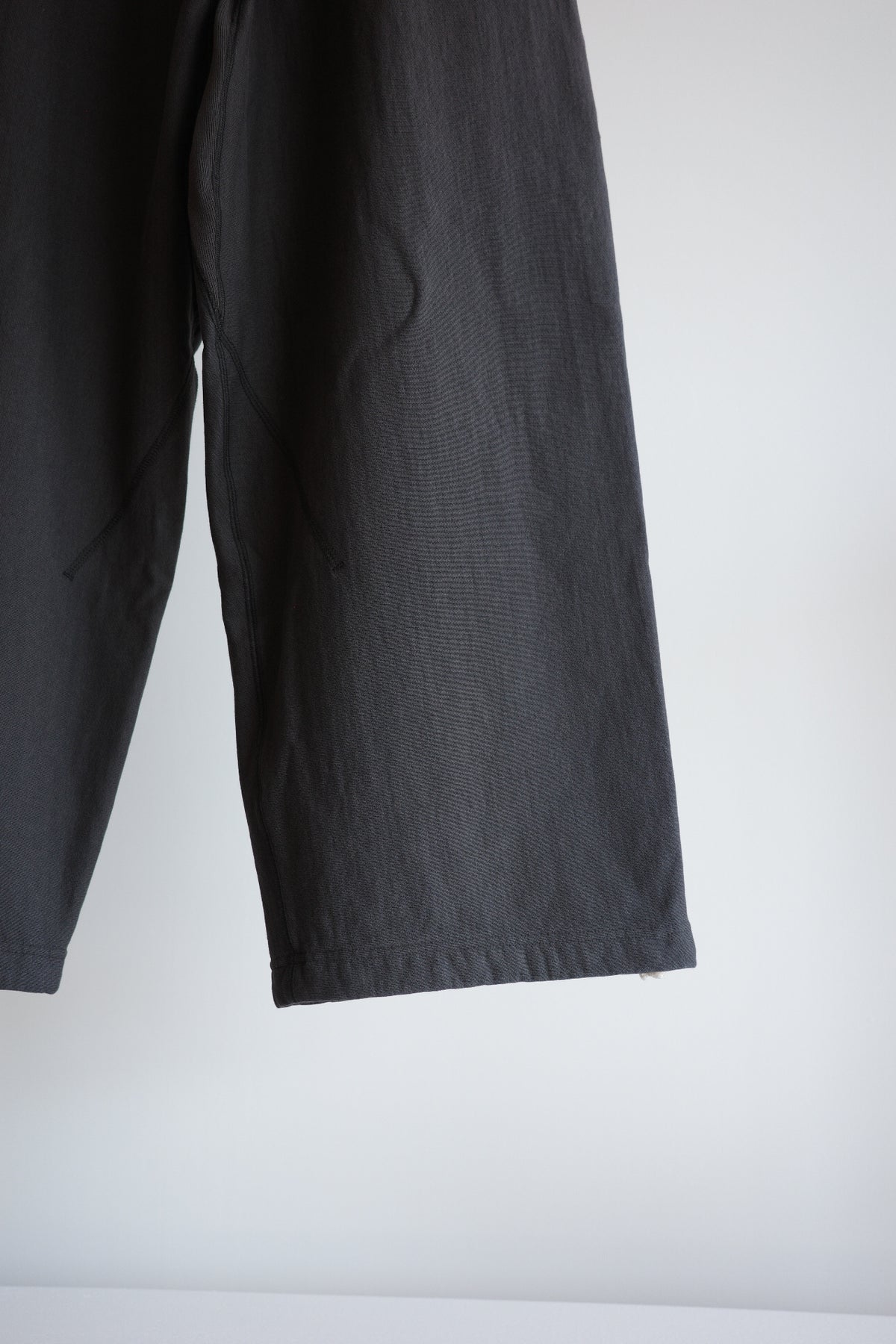 ULTERIOR FADED SILKY TERRY BAGGY SWEAT PANTS (The BORDER Edit.)