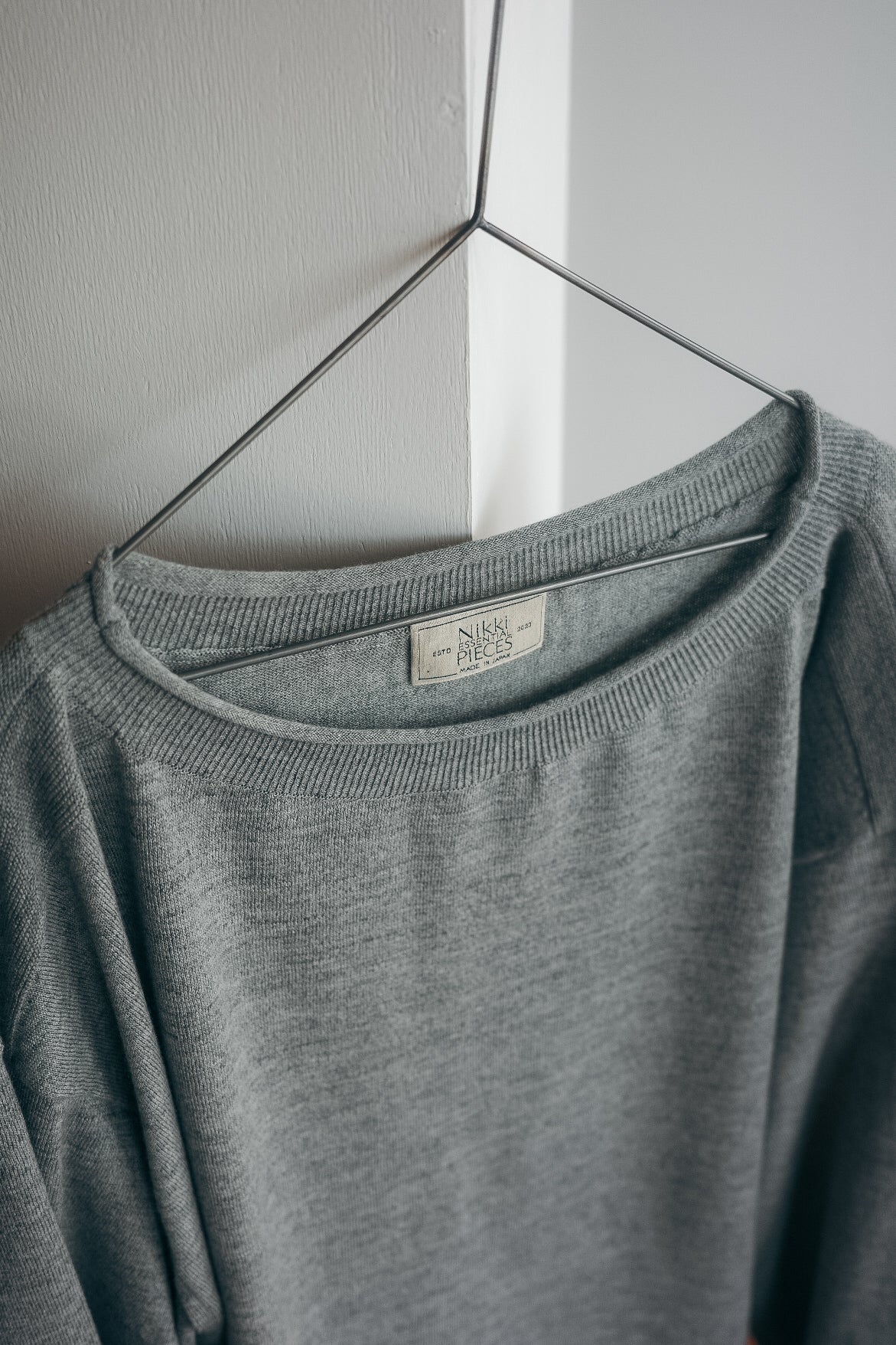 Nikki ESSENTIAL PIECES Suvin Wool Basque Shirt
