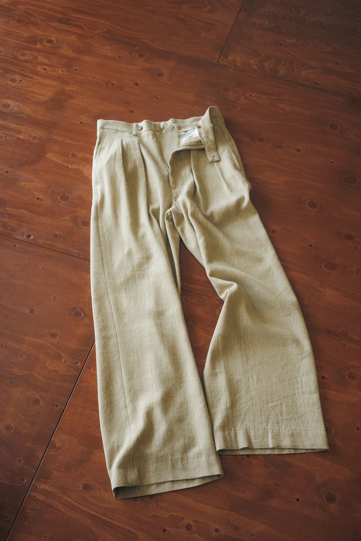 m's braque TUCKED BAGGY PANTS (The BORDER Edit.)
