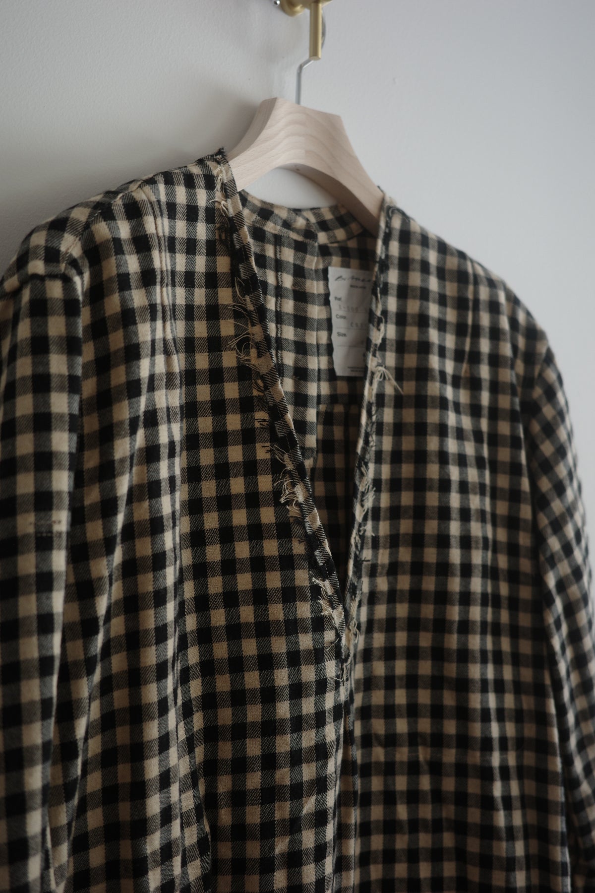 BLACKBIRD pullover shirt