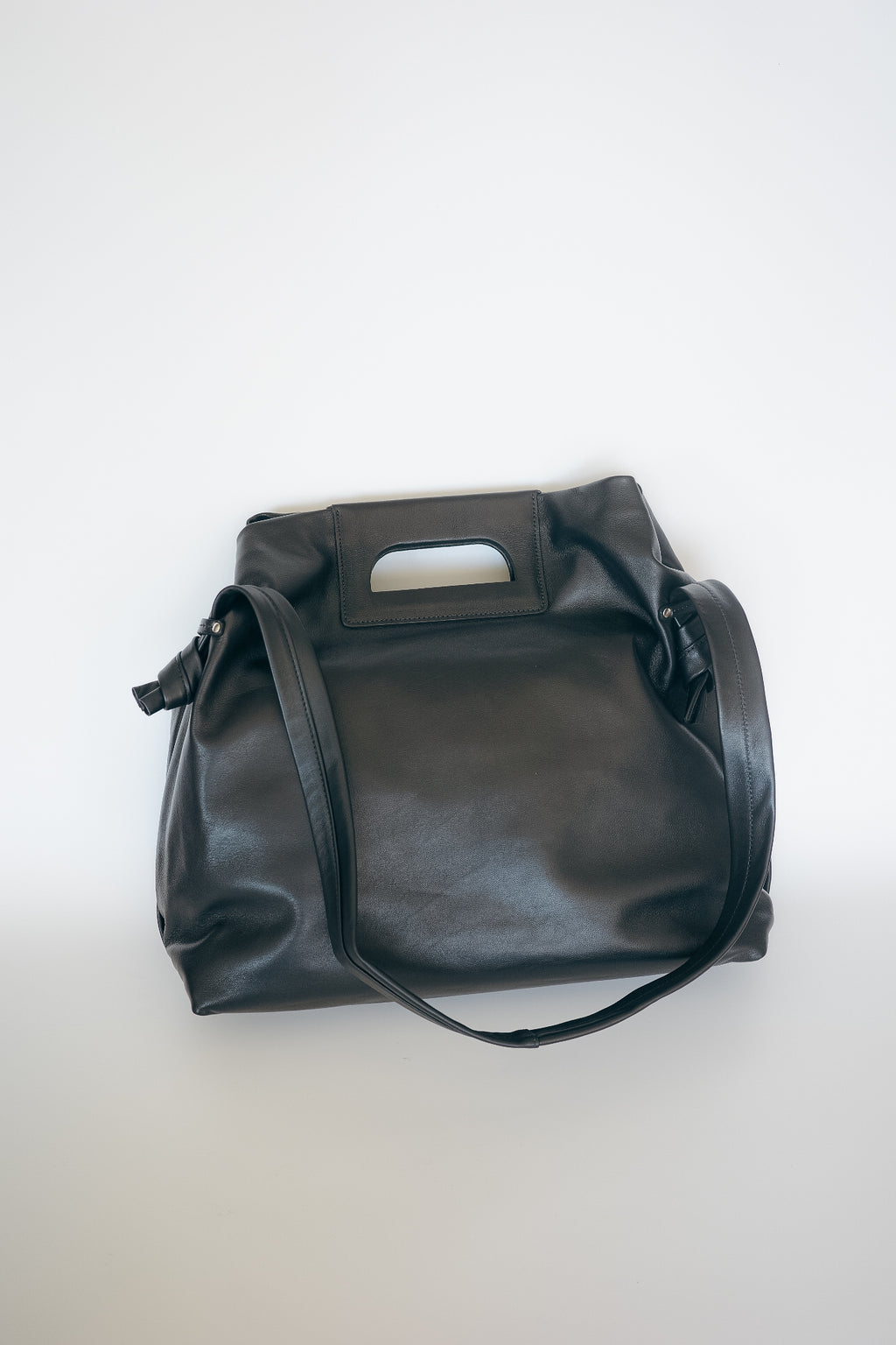 【10末-11頭 再入荷】CECCHI DE ROSSI MARKET NODO LEATHER