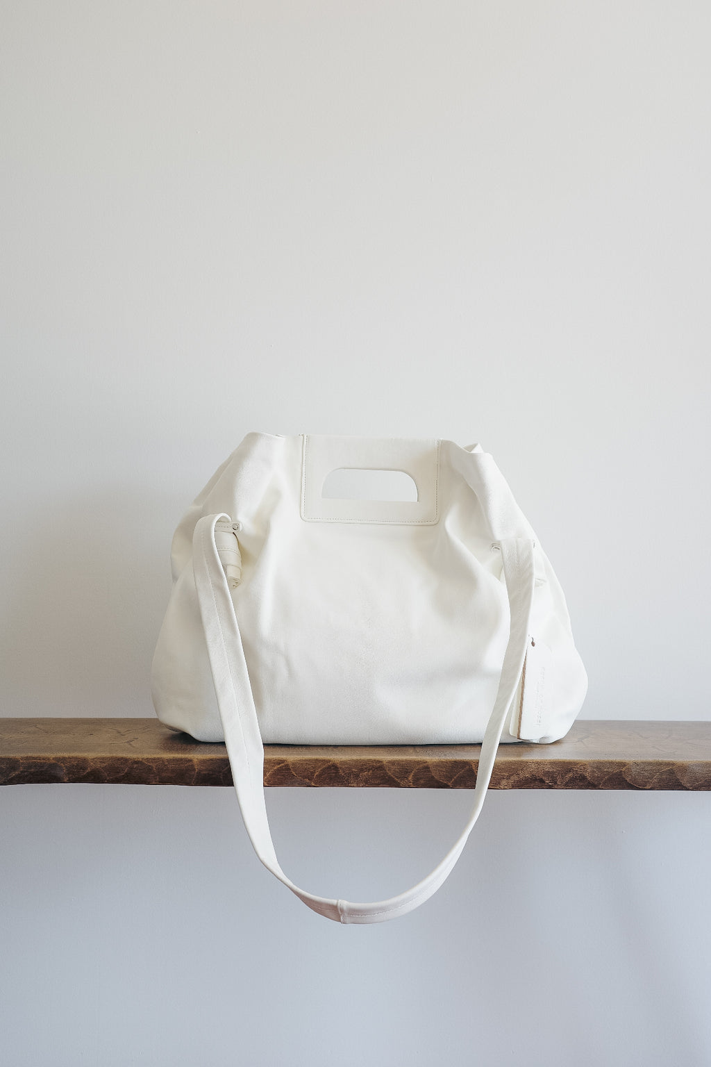 【10末-11頭 再入荷】CECCHI DE ROSSI MARKET NODO LEATHER