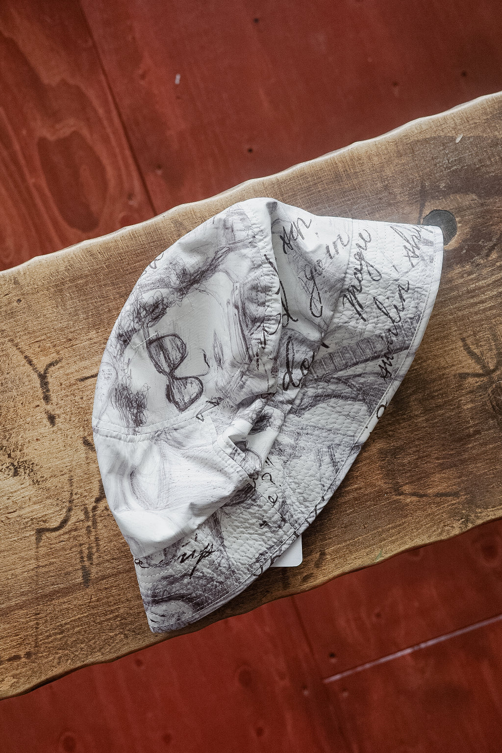 BLACKBIRD bucket hat