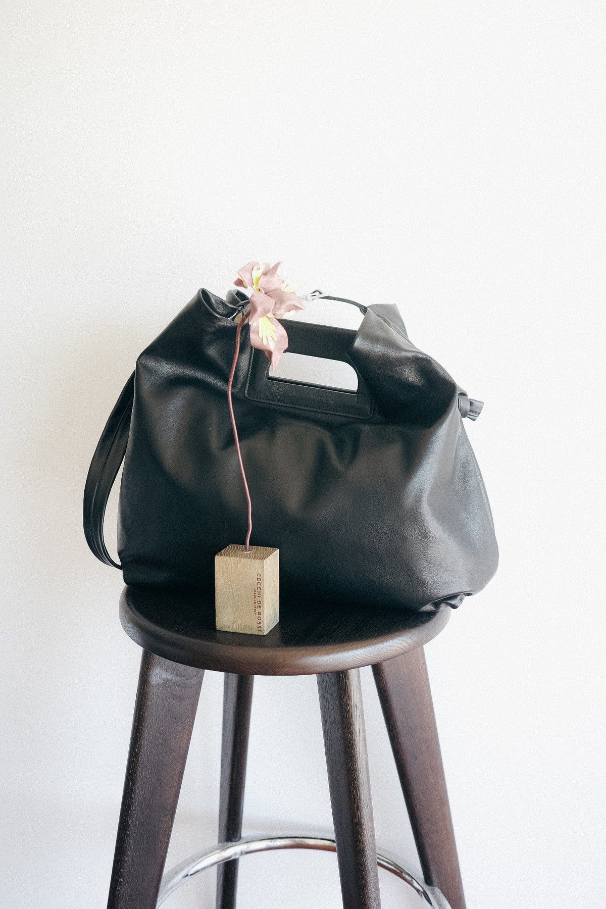 【10末-11頭 再入荷】CECCHI DE ROSSI MARKET NODO LEATHER